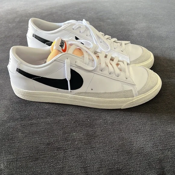 Nike blazers - Picture 2 of 6